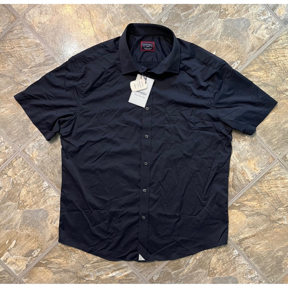 UNTUCKit Button Down Mens L Black NEW Gironde Wrinkle Free Short Sleeve Shirt